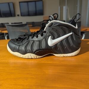 Nike Air Foamposite Pro Dr. Doom